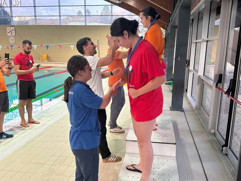 251110_APCC_Noticias_CampRegNatacaoAdaptada_12