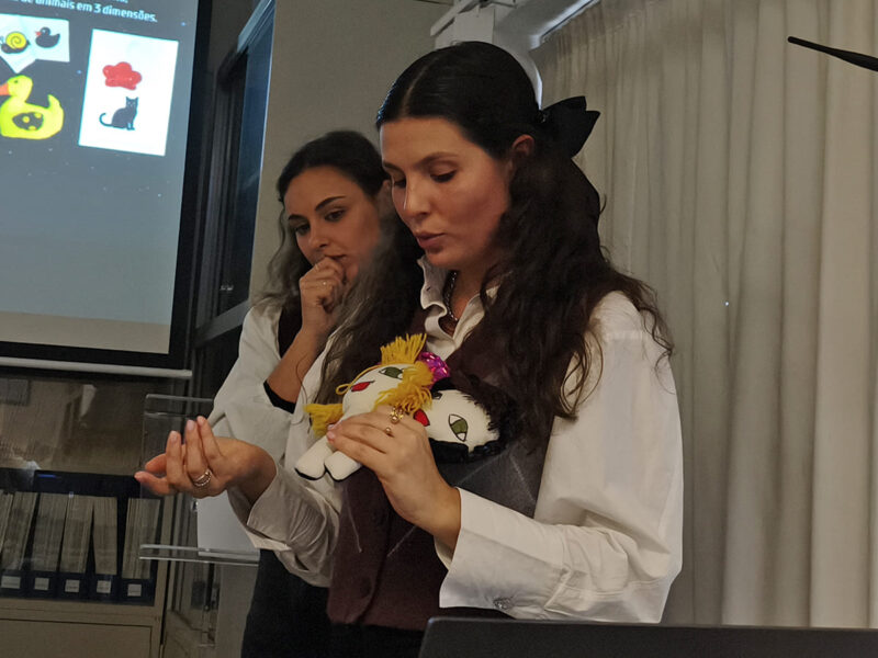 251222_APCC_Noticias_ProjetoVerSentirComBrilho-apresentacao_06